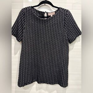 Philosophy Monochrome Geometric Top